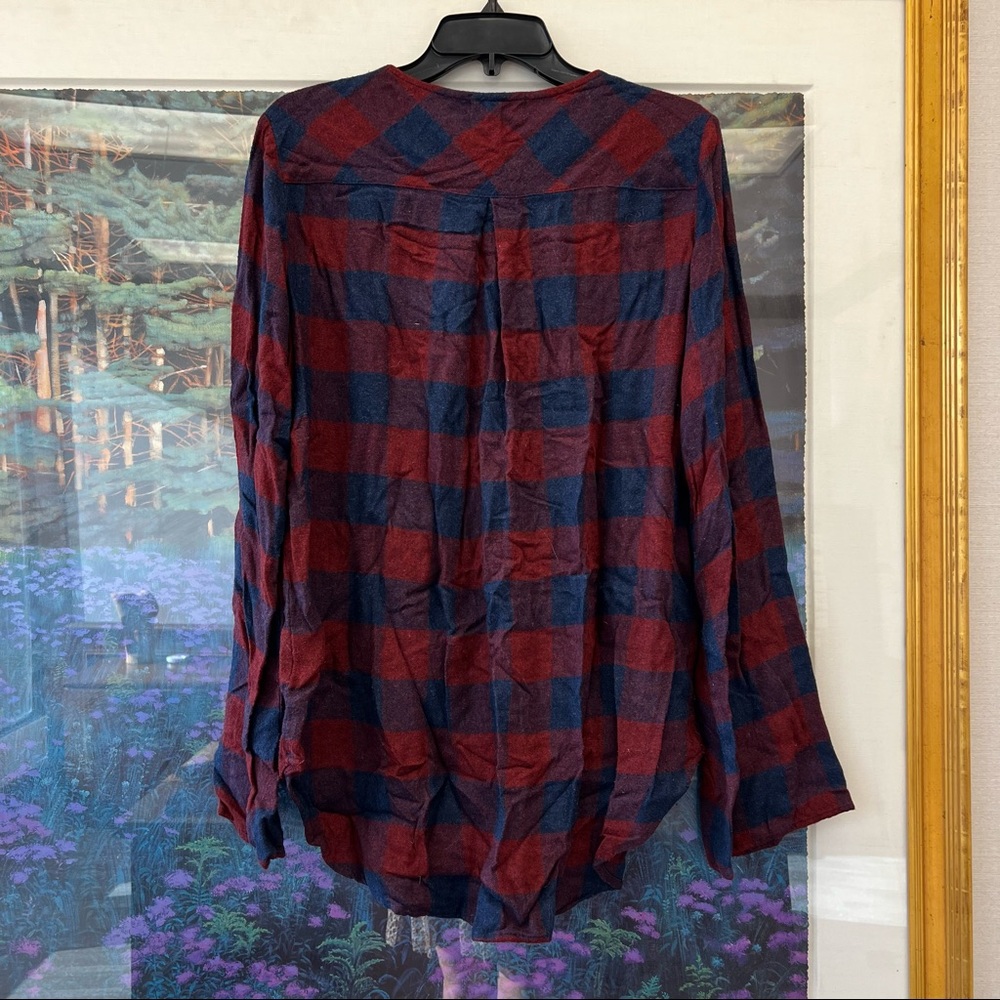Front Lace Flannel - Picture 2 of 4